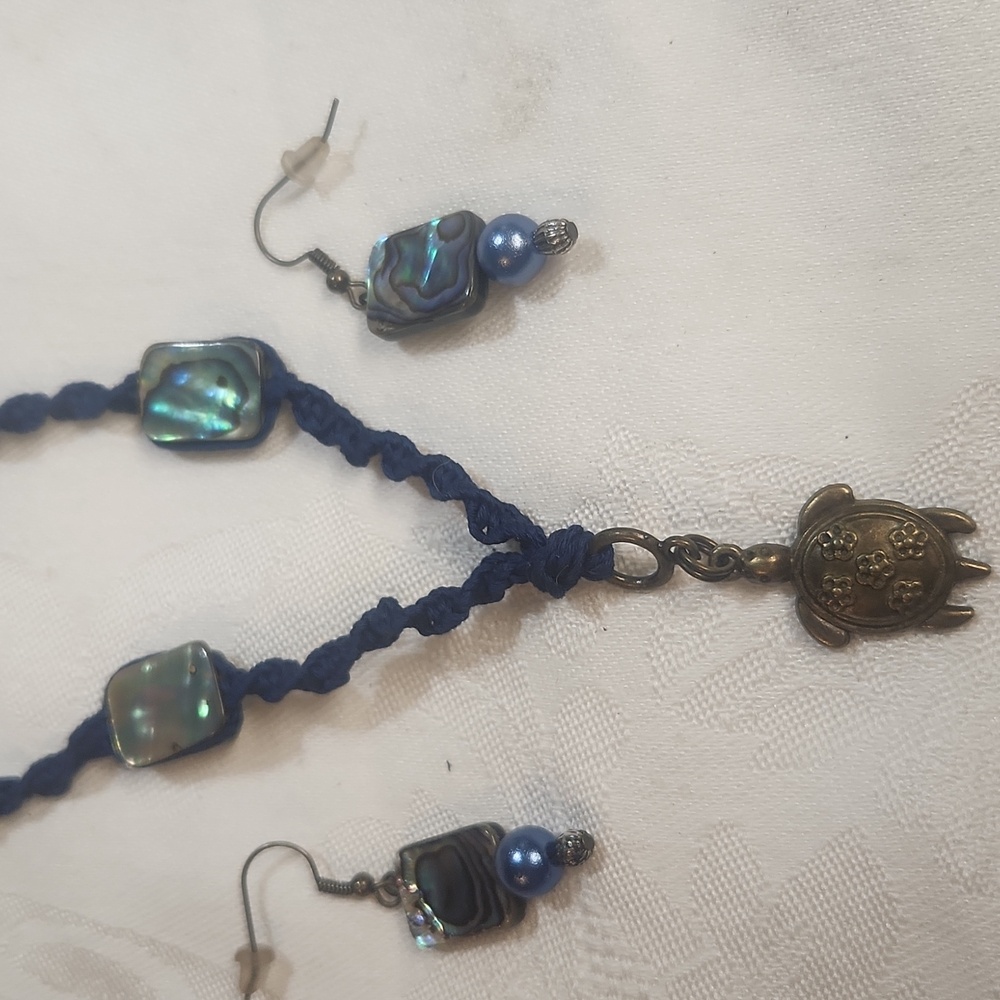 Elegant Blue and Silver Jewelry Set - Picture 2 of 2